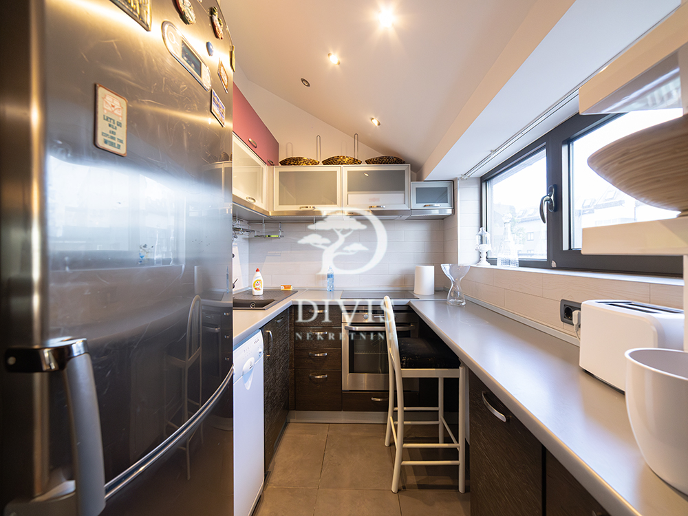 Slika 4 - Osmana Đikića, Profesorska kolonija 102m² Palilula, Beograd, Trosoban stan na prodaju, 102m2, 325.000€